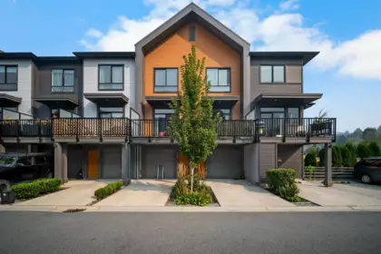 1385 Marinaside Place, Squamish, BC, Squamish — Townhouse for sale