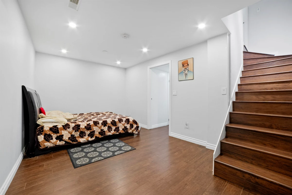 Bedroom 2 Photo of 2 3558 E 49th Avenue, Vancouver, BC