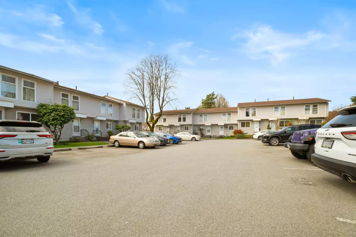Loft / Bonus Room Photo of 2 3558 E 49th Avenue, Vancouver, BC