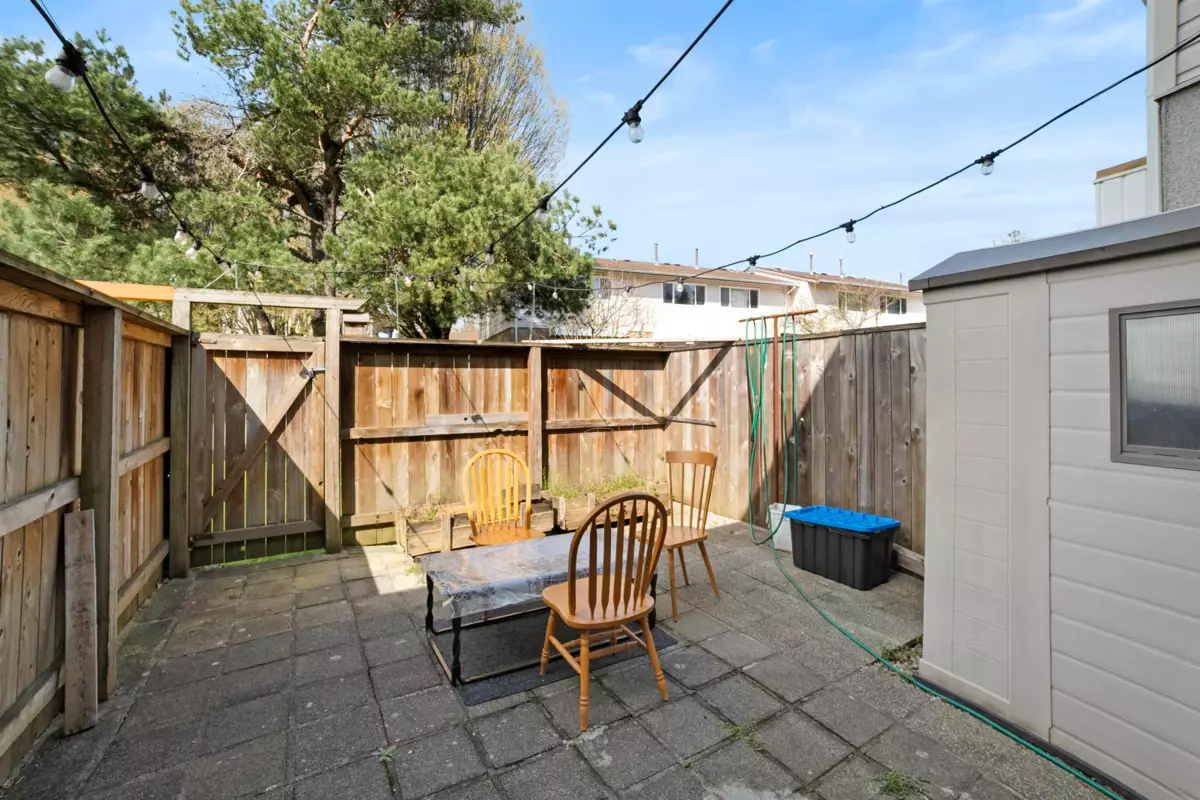 Office / Den Photo of 2 3558 E 49th Avenue, Vancouver, BC