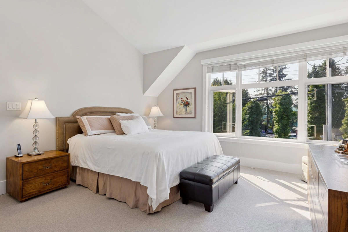 Laundry Room Photo of 2133 Gordon Avenue, West Vancouver, BC