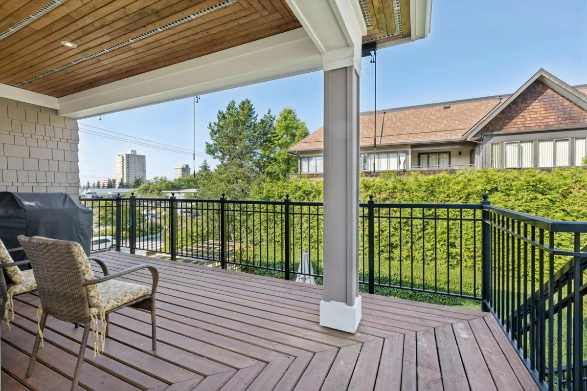 Loft / Bonus Room Photo of 2133 Gordon Avenue, West Vancouver, BC
