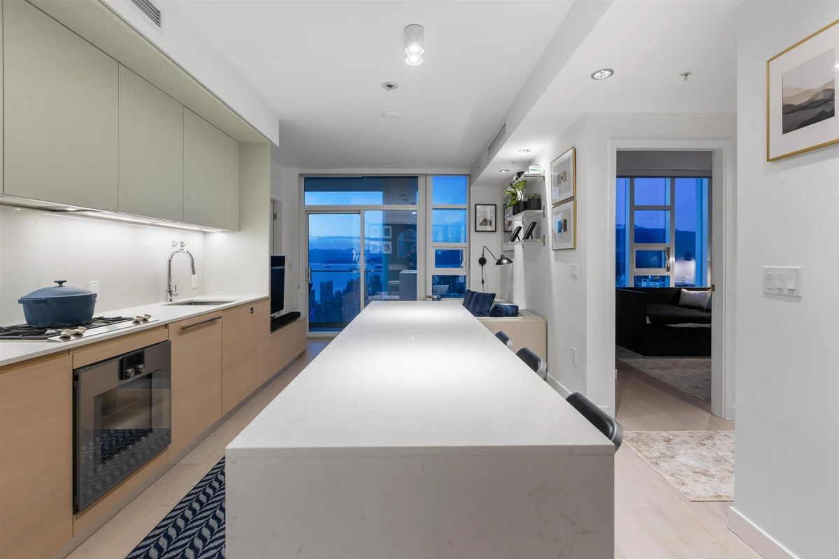 Breakfast Nook Photo of 3601 1289 Hornby Street, Vancouver, BC