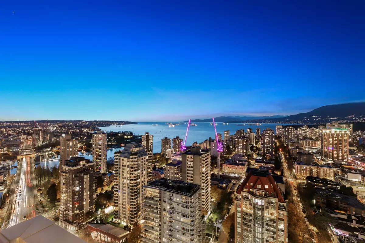 Entry Foyer Photo of 3601 1289 Hornby Street, Vancouver, BC