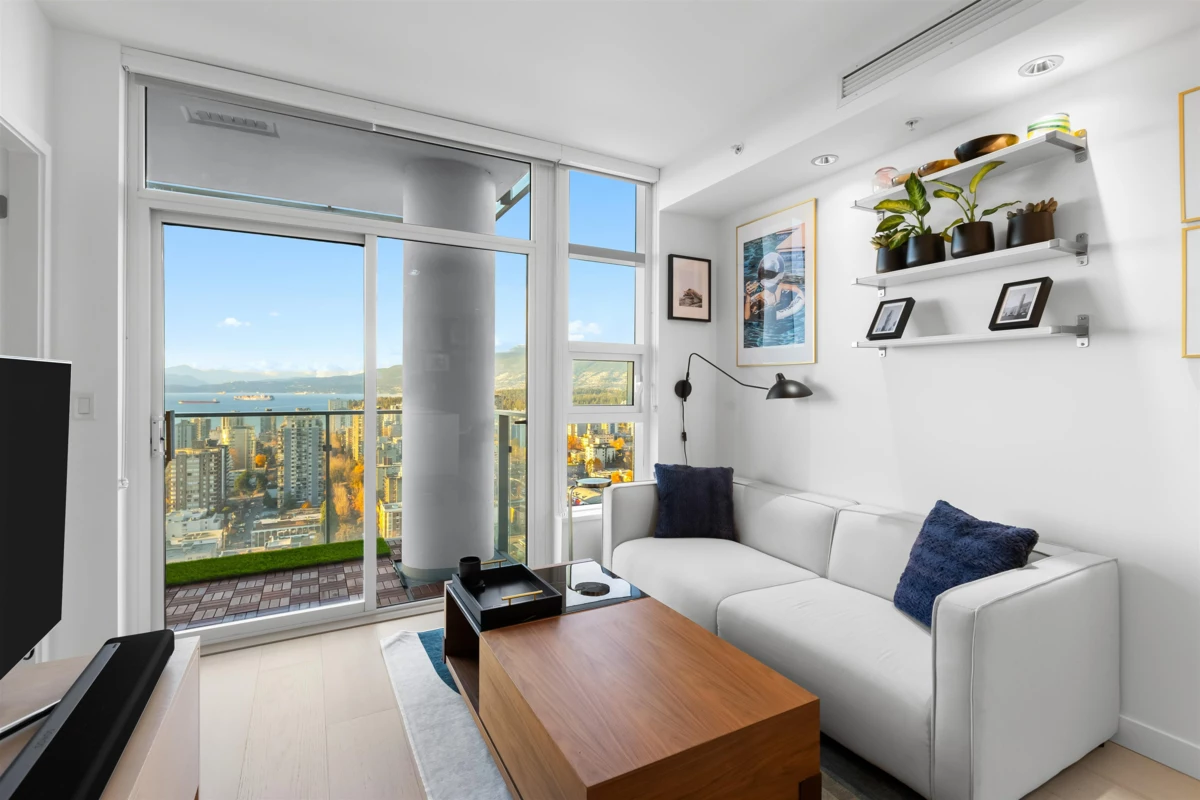 Primary Bathroom Photo of 3601 1289 Hornby Street, Vancouver, BC