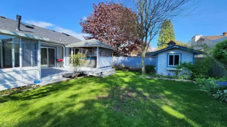 Garden / Landscaping Photo of 15580 20 Avenue, Surrey, BC