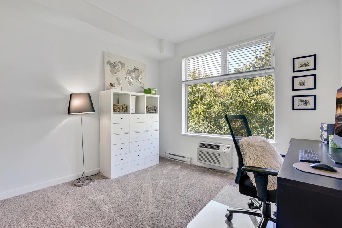 Bedroom 4 Photo of 216 2238 Whatcom Road, Abbotsford, BC