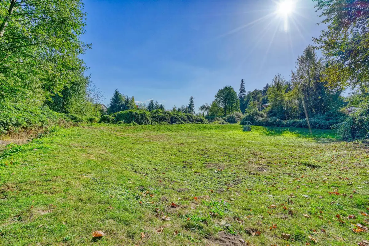 Garden / Landscaping Photo of 216 2238 Whatcom Road, Abbotsford, BC