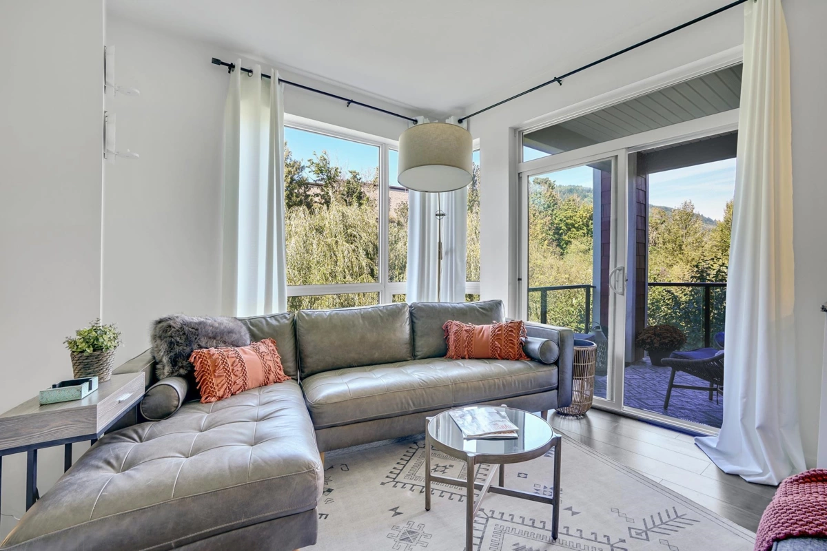 Primary Bathroom Photo of 216 2238 Whatcom Road, Abbotsford, BC