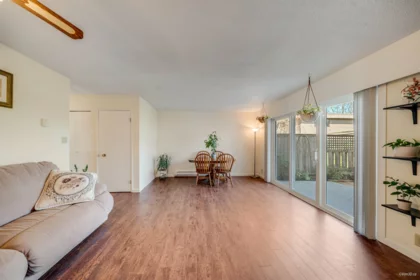 23 10840 Springmont Drive, Richmond, BC, Richmond — Townhouse for sale