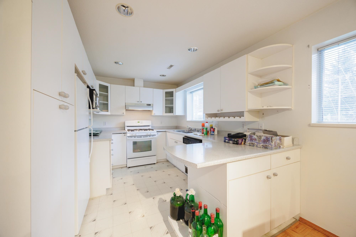 Backyard Photo of 9437 151 Street, Surrey, BC