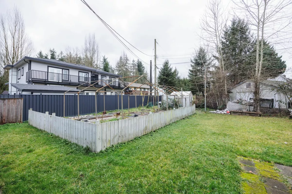 Fitness Center Photo Near 9437 151 Street, Surrey, BC