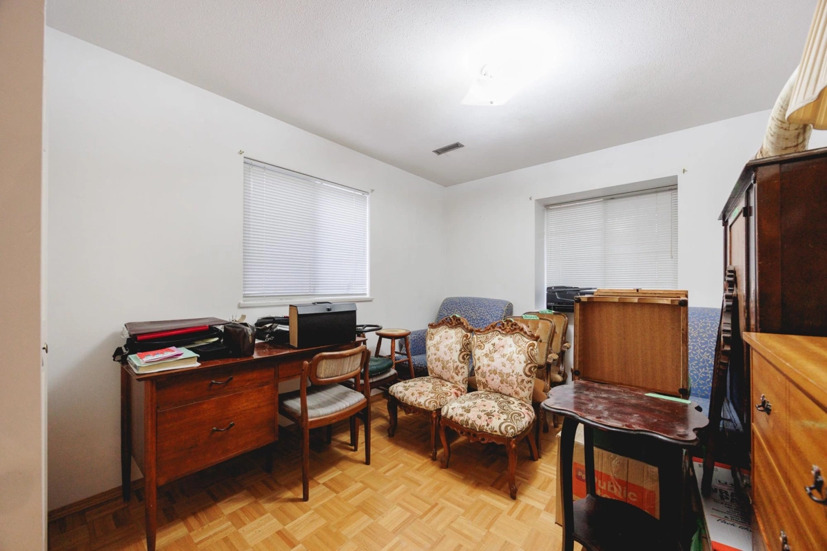 Garden / Landscaping Photo of 9437 151 Street, Surrey, BC