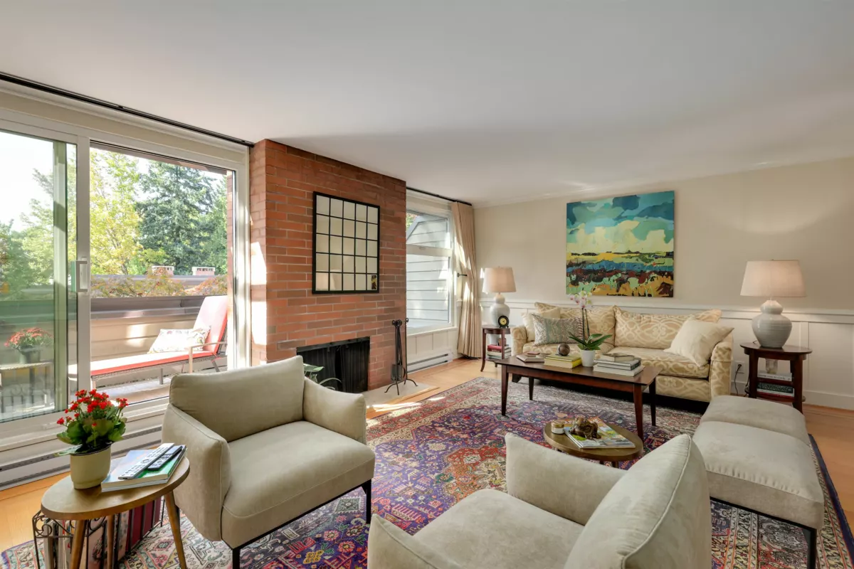 Family Room Photo of 4035 Springtree Drive, Vancouver, BC