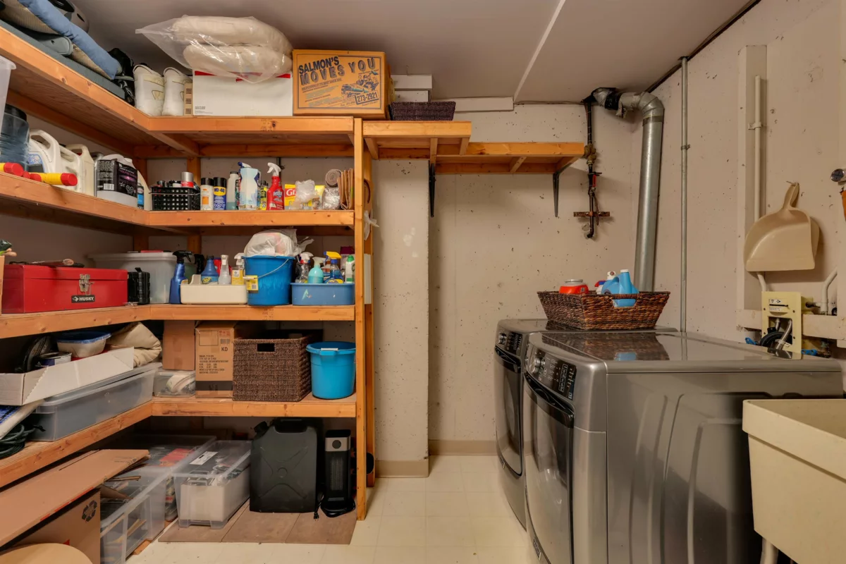 Front Yard Photo of 4035 Springtree Drive, Vancouver, BC