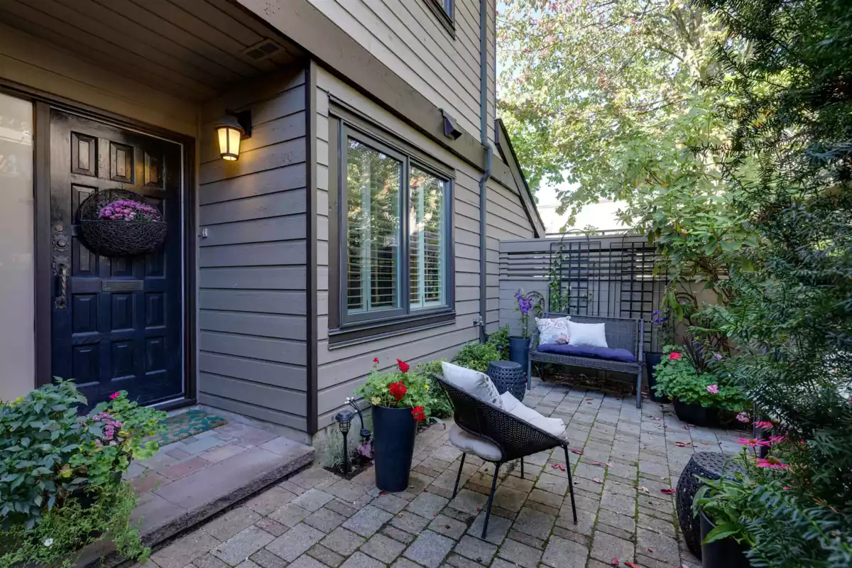 Hot Tub / Spa Photo of 4035 Springtree Drive, Vancouver, BC