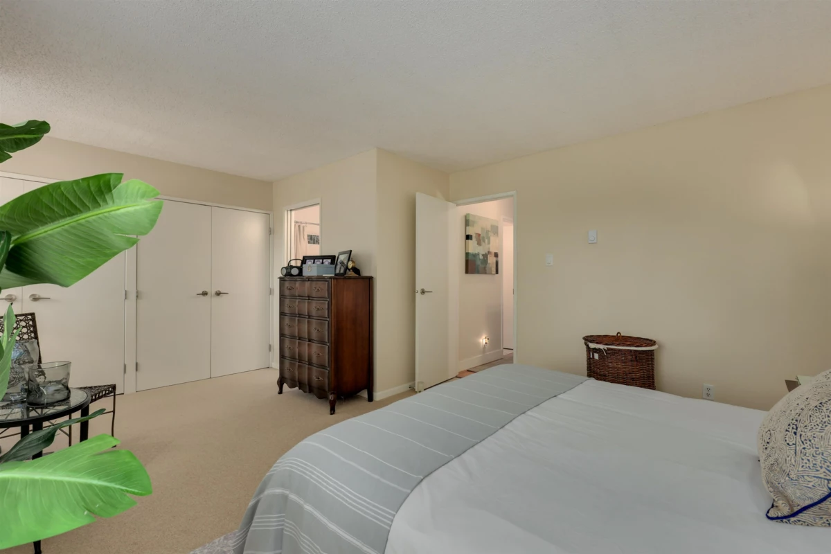 Powder Room Photo of 4035 Springtree Drive, Vancouver, BC