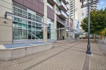 2003 9981 Whalley Boulevard, Surrey, BC, Surrey — Apartment/Condo for sale