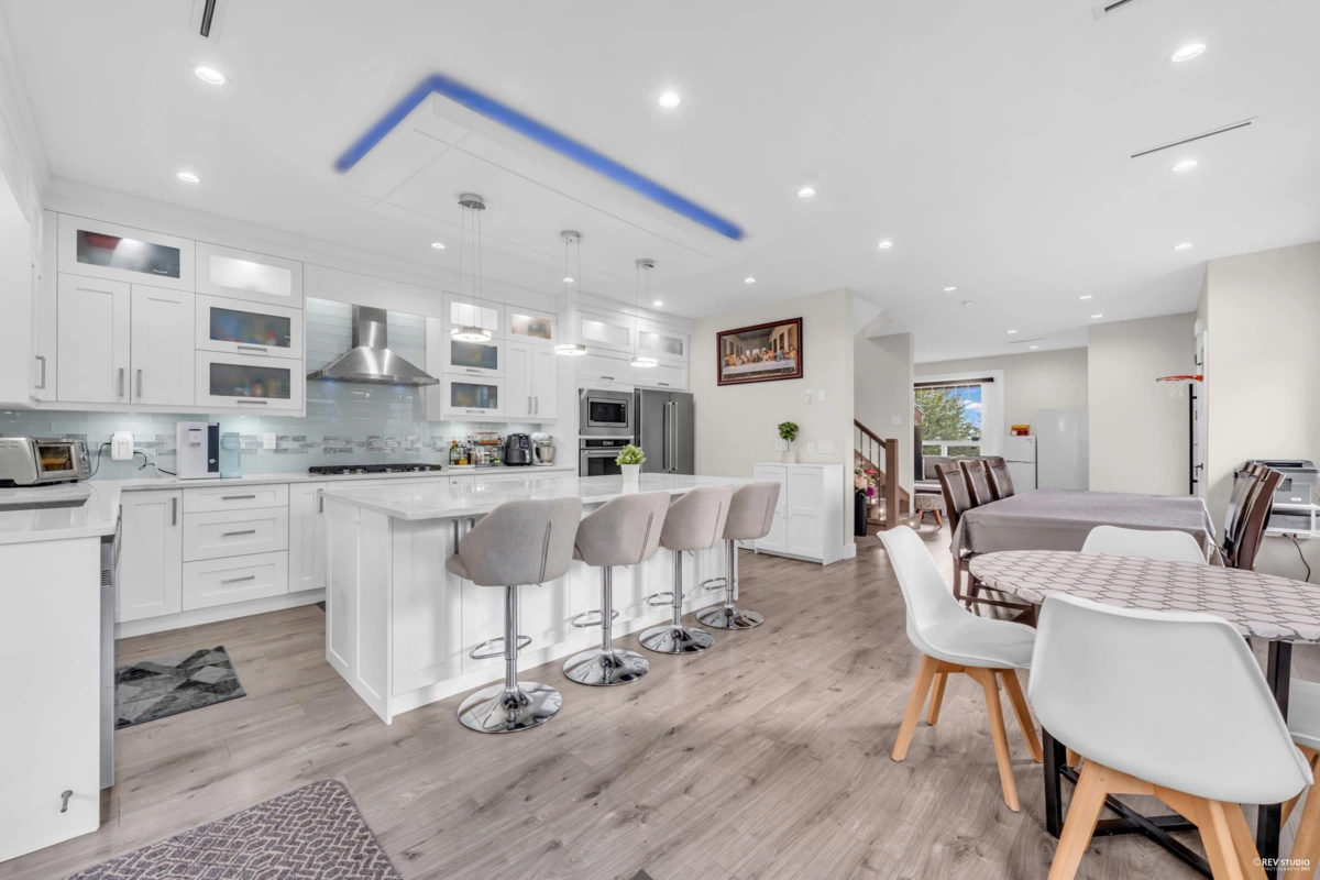 Living Room Photo of 311 Nelson Street, Coquitlam, BC