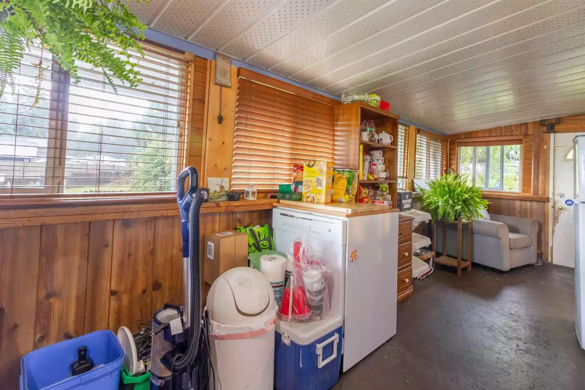Breakfast Nook Photo of 406 Schoolhouse Street, Coquitlam, BC