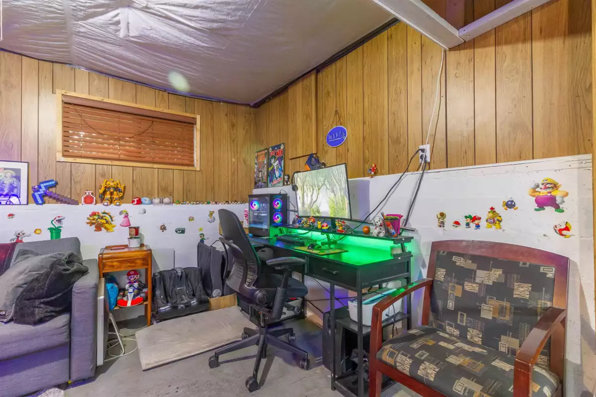 Guest Bathroom Photo of 406 Schoolhouse Street, Coquitlam, BC