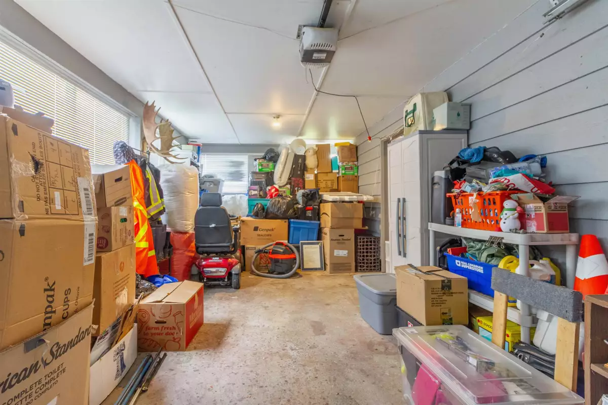 Laundry Room Photo of 406 Schoolhouse Street, Coquitlam, BC