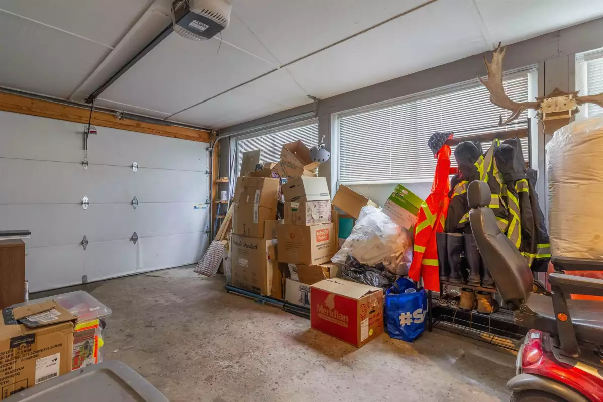 Mudroom Photo of 406 Schoolhouse Street, Coquitlam, BC