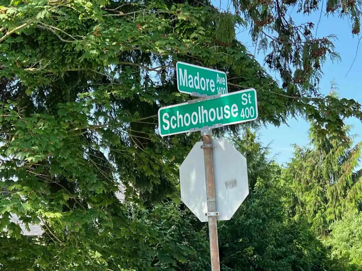 Swimming Pool Photo of 406 Schoolhouse Street, Coquitlam, BC