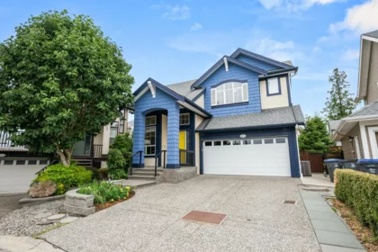 6085 165a Street, Surrey, BC, Surrey — Single Family Residence for sale