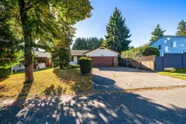 15728 99a Avenue, Surrey, BC