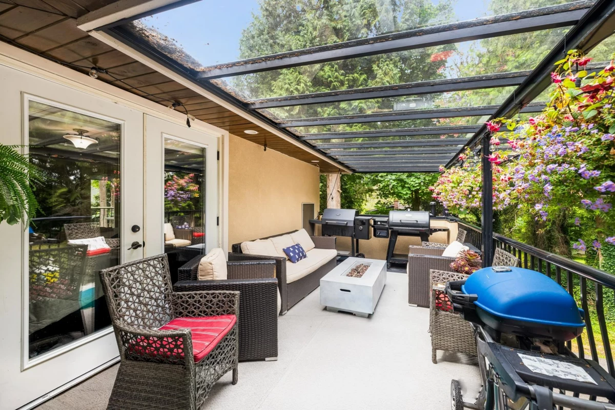 Guest Bathroom Photo of 13788 32 Avenue, Surrey, BC