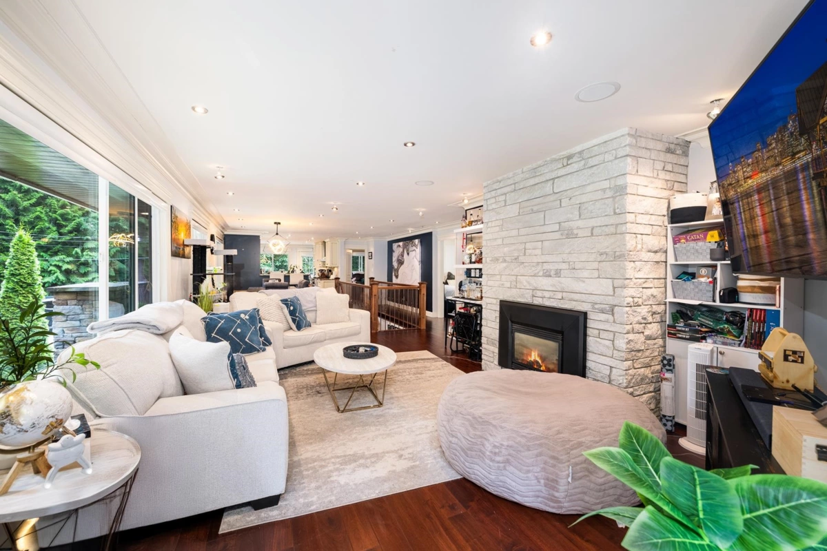 Primary Bathroom Photo of 13788 32 Avenue, Surrey, BC