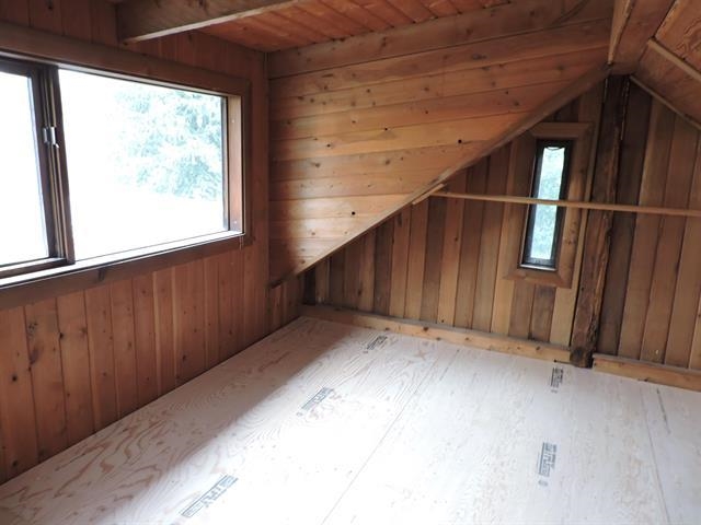 Powder Room Photo of 10053 Wolfe Street, Mission, BC