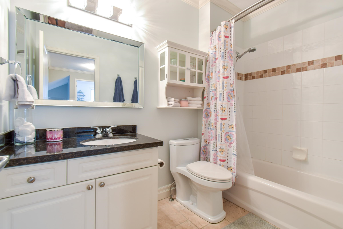 Basement Recreation Room Photo of 57 17097 64 Avenue, Surrey, BC