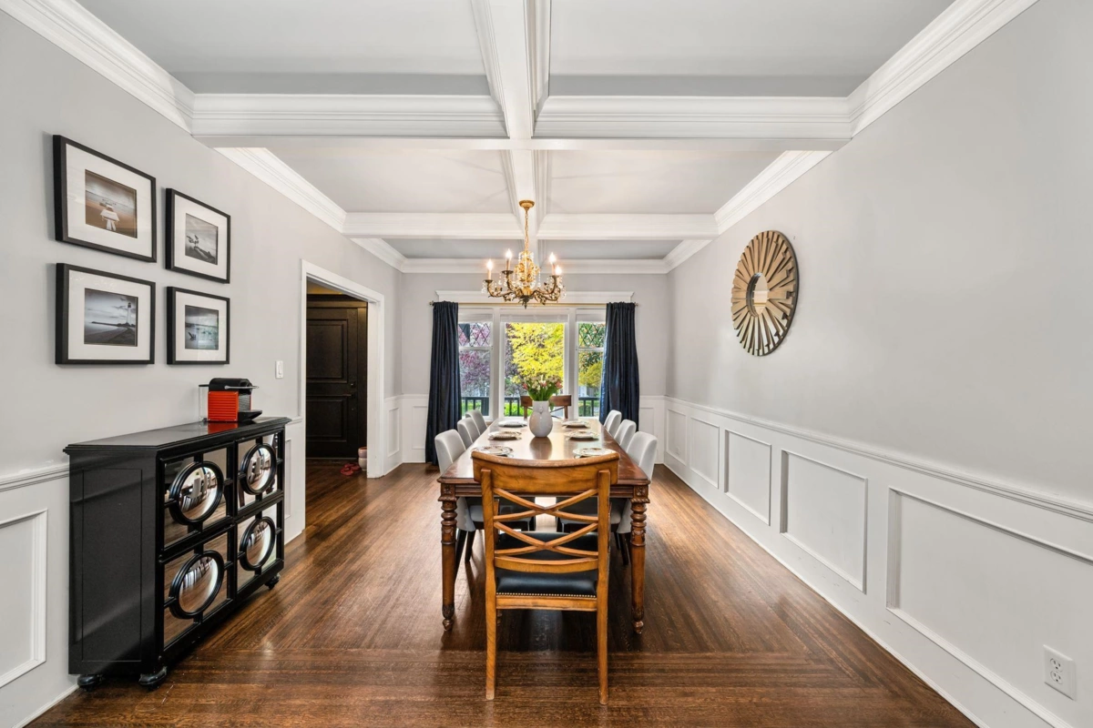 Kitchen Photo of 6050 Athlone Street, Vancouver, BC