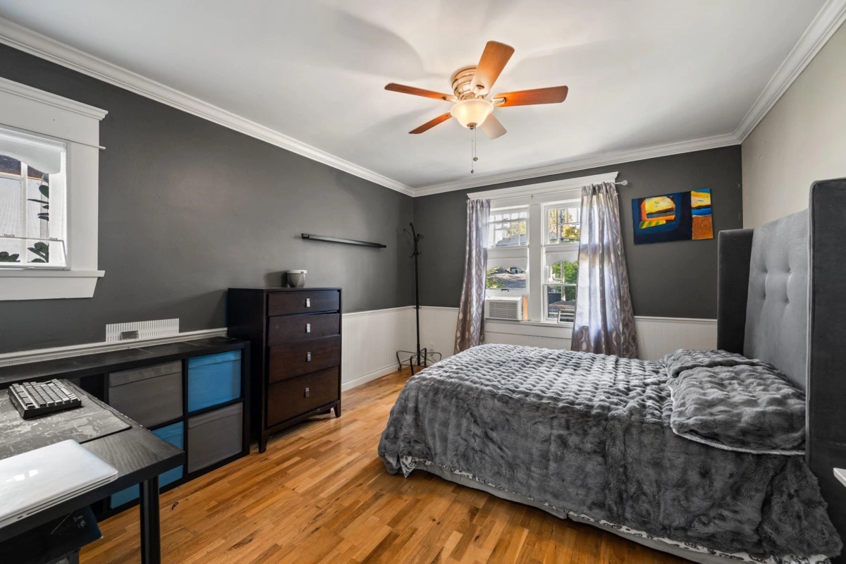 Mudroom Photo of 6050 Athlone Street, Vancouver, BC