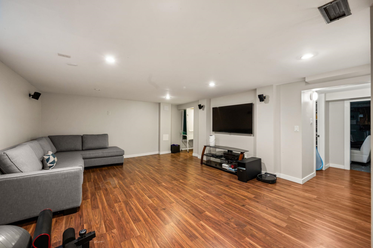 Outdoor Patio Photo of 6050 Athlone Street, Vancouver, BC