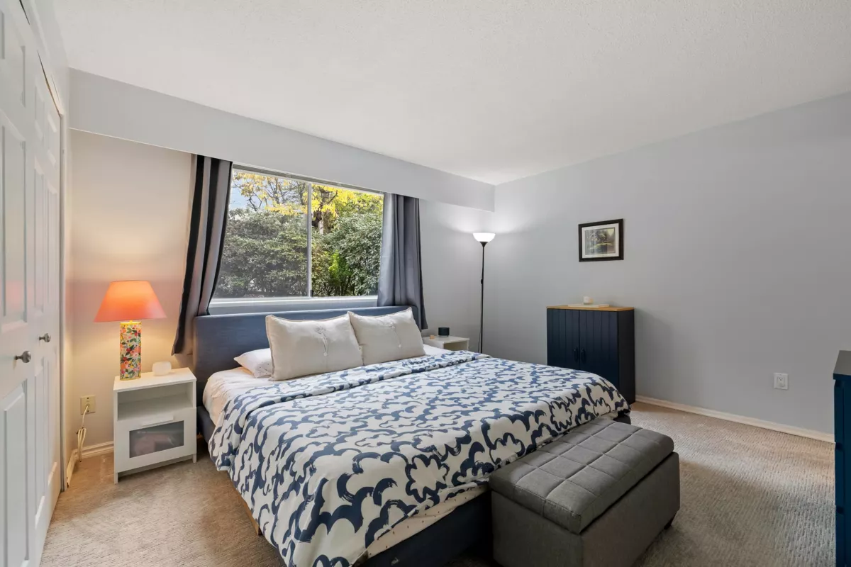 Bedroom 3 Photo of 206 15010 Roper Avenue, White Rock, BC