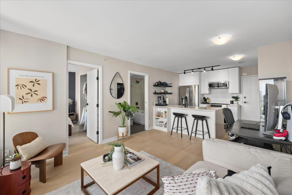 Kitchen Photo of 2308 928 Homer Street, Vancouver, BC