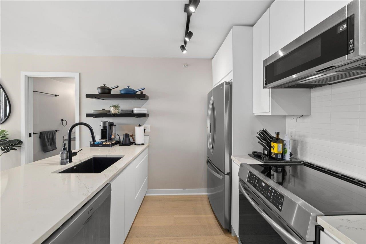 Pantry Photo of 2308 928 Homer Street, Vancouver, BC