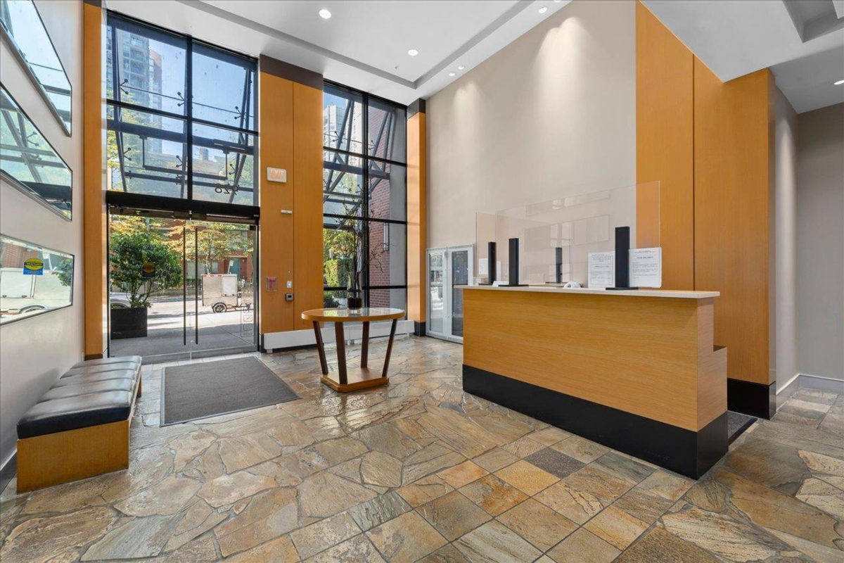 Powder Room Photo of 2308 928 Homer Street, Vancouver, BC