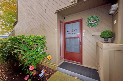 Mudroom Photo of 47 9460 Glenallan Drive, Richmond, BC
