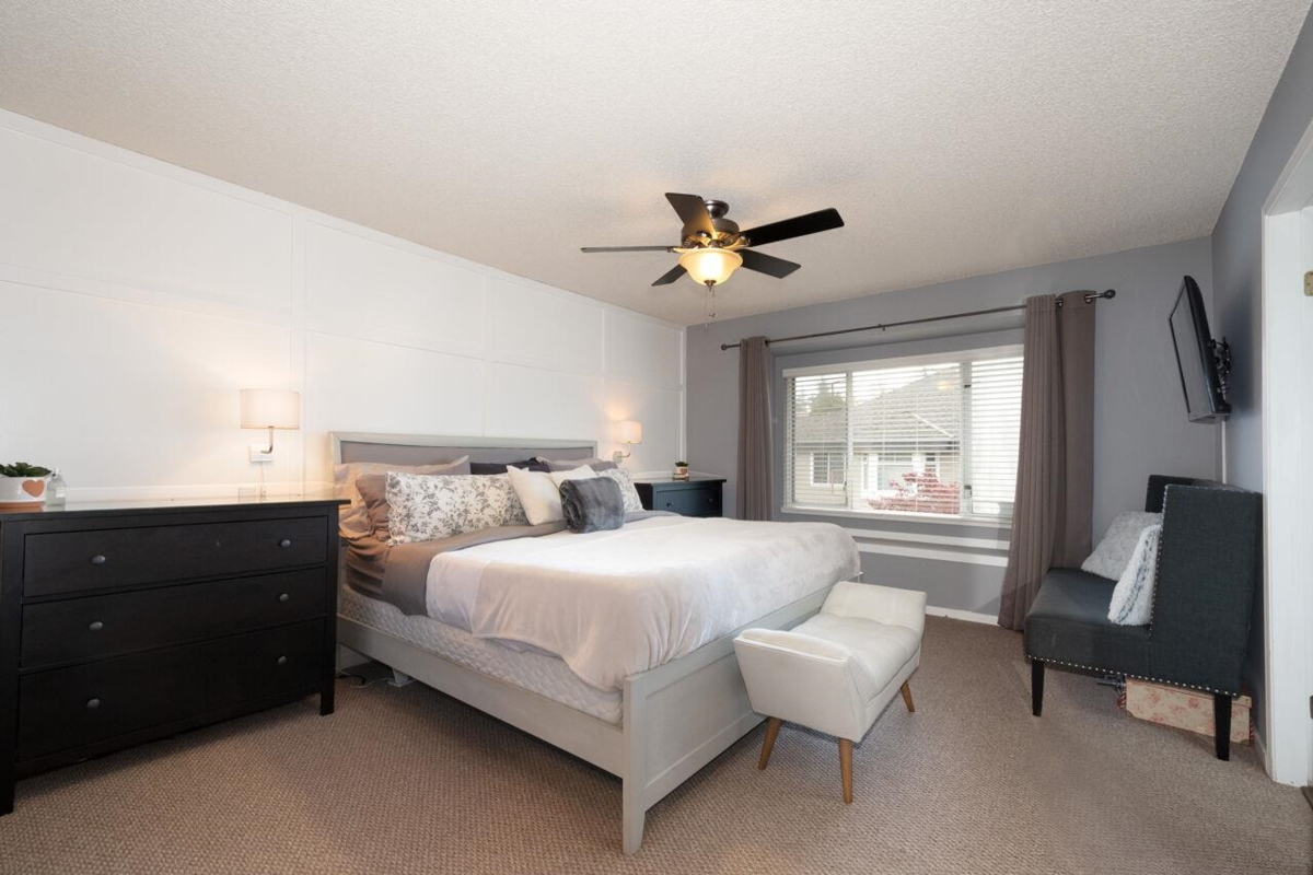 Basement Recreation Room Photo of 829 Roche Point Drive, North Vancouver, BC