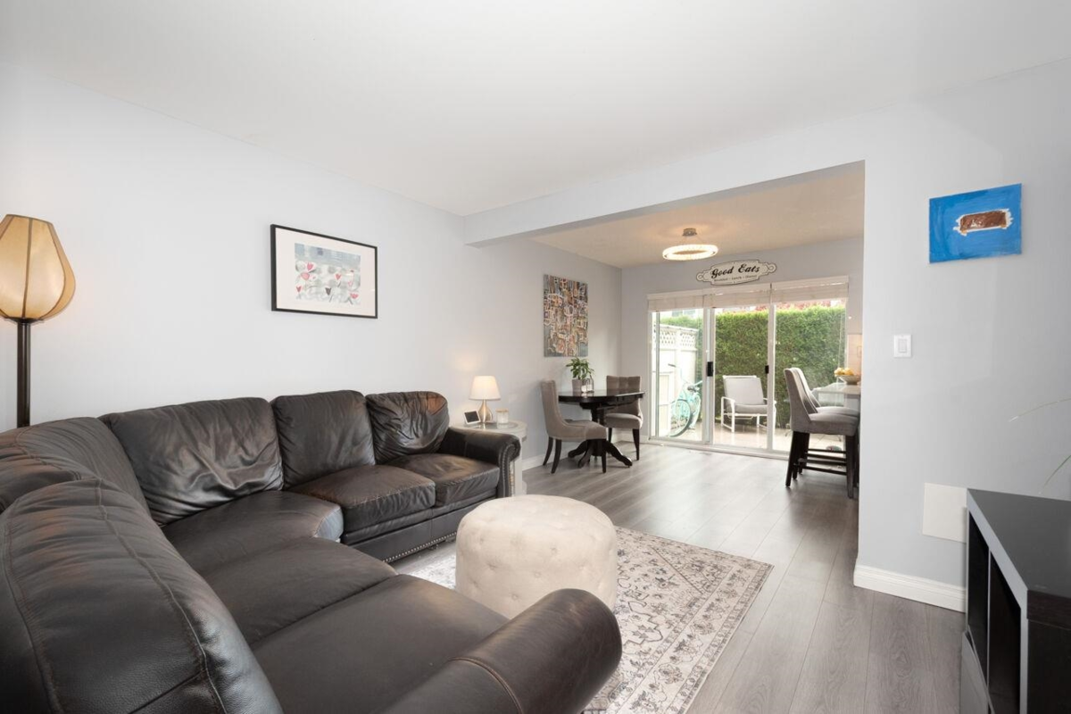 Guest Bathroom Photo of 829 Roche Point Drive, North Vancouver, BC