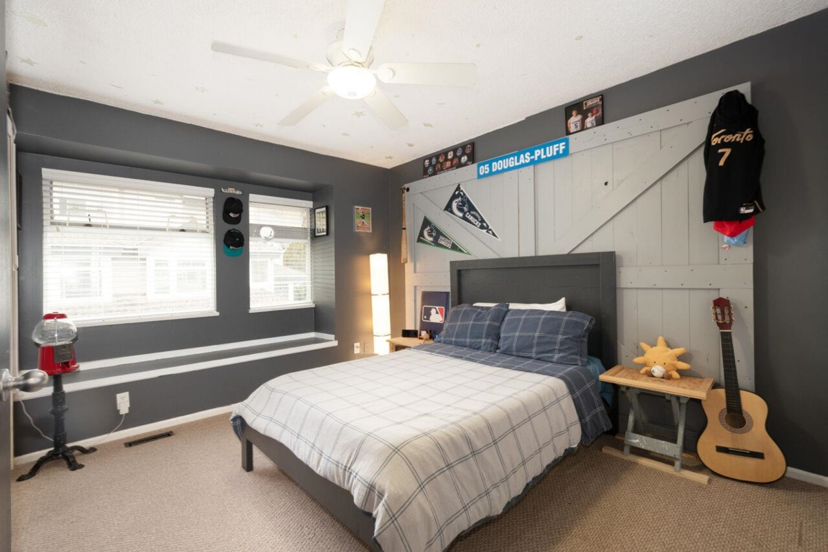 Hallway Photo of 829 Roche Point Drive, North Vancouver, BC