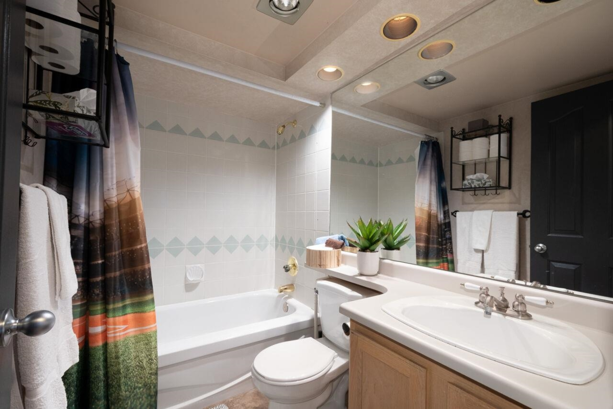 Outdoor Patio Photo of 829 Roche Point Drive, North Vancouver, BC