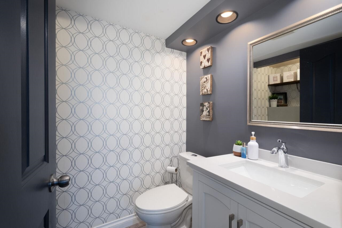 Powder Room Photo of 829 Roche Point Drive, North Vancouver, BC