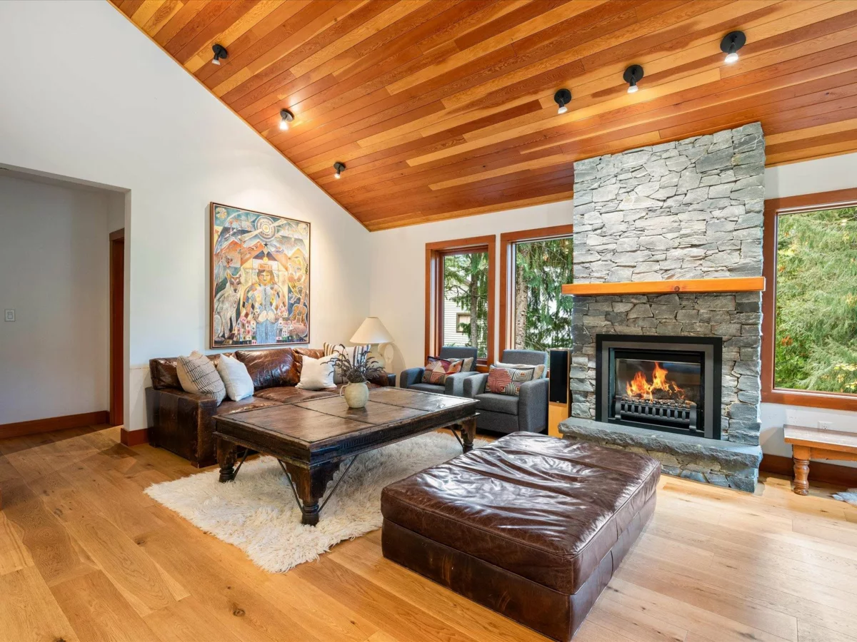 Kitchen Island Photo of 8745 Idylwood Place, Whistler, BC
