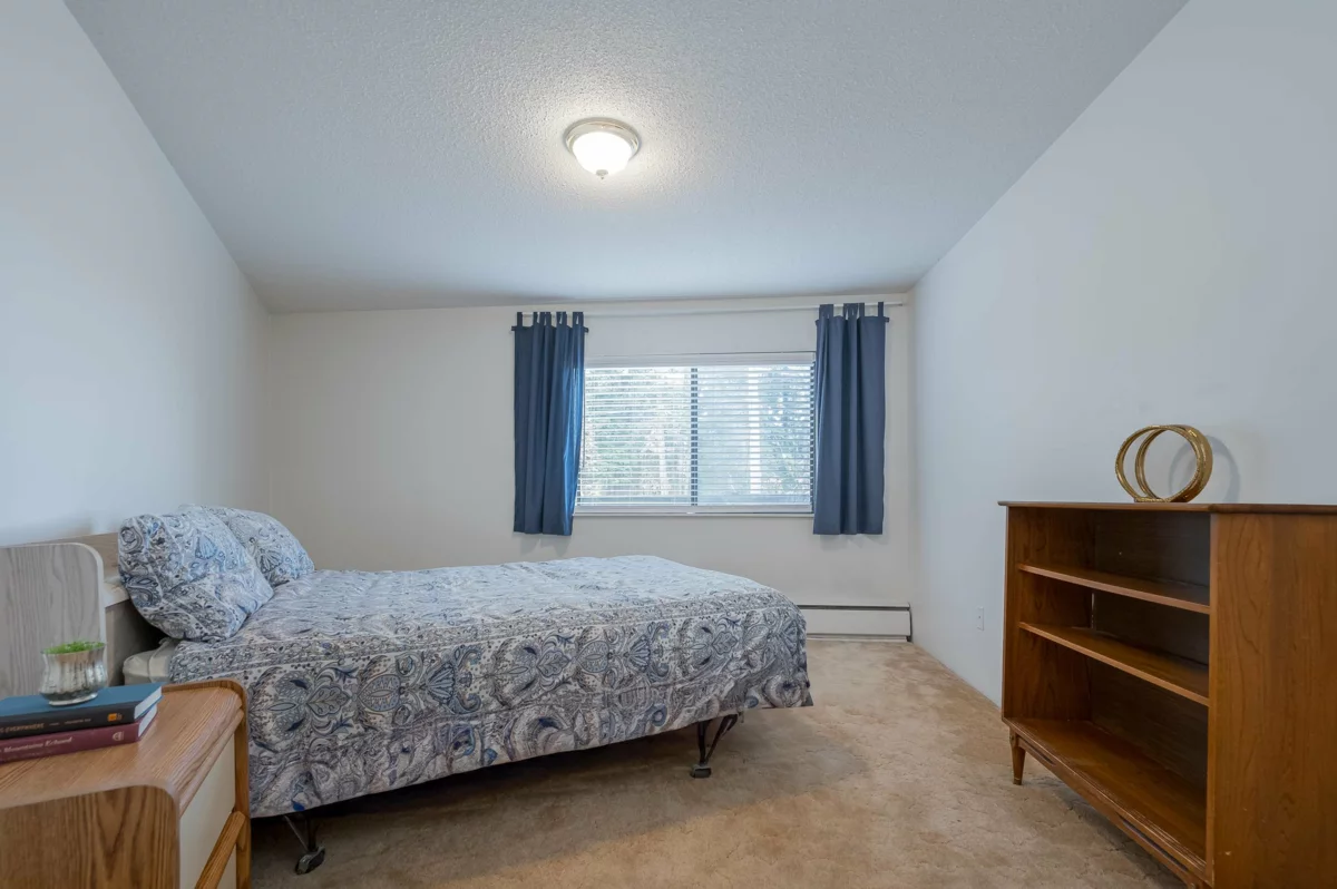 Office / Den Photo of 218 15020 North Bluff Road, White Rock, BC