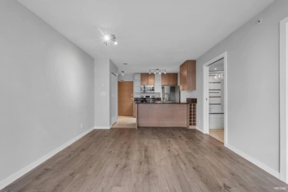 Walk-In Closet Photo of 1703 977 Mainland Street, Vancouver, BC
